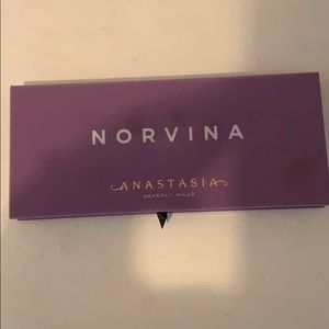 ABH Norvina Palette